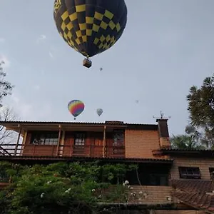 Alojamento de Acomodação e Pequeno-almoço Route 290, Praia Grande (Santa Catarina)